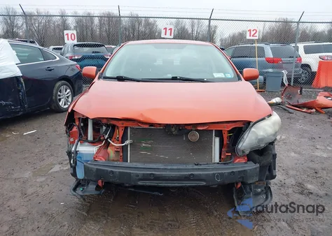 2013 Toyota Corolla S Special Edition z USA, uszkodzony, nr VIN 2T1BU4EEXDC096353